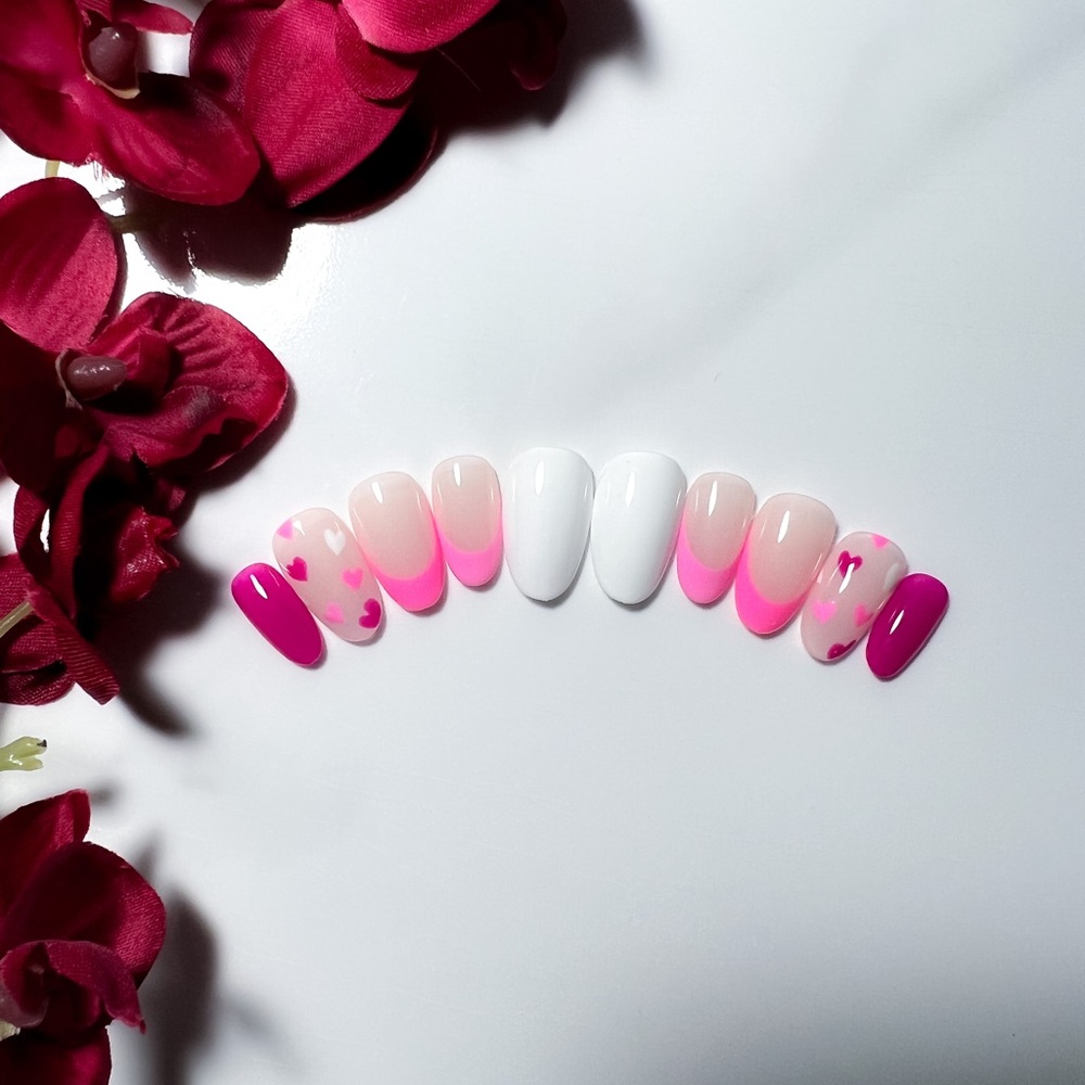 Valentine’s Day Press-On Nails